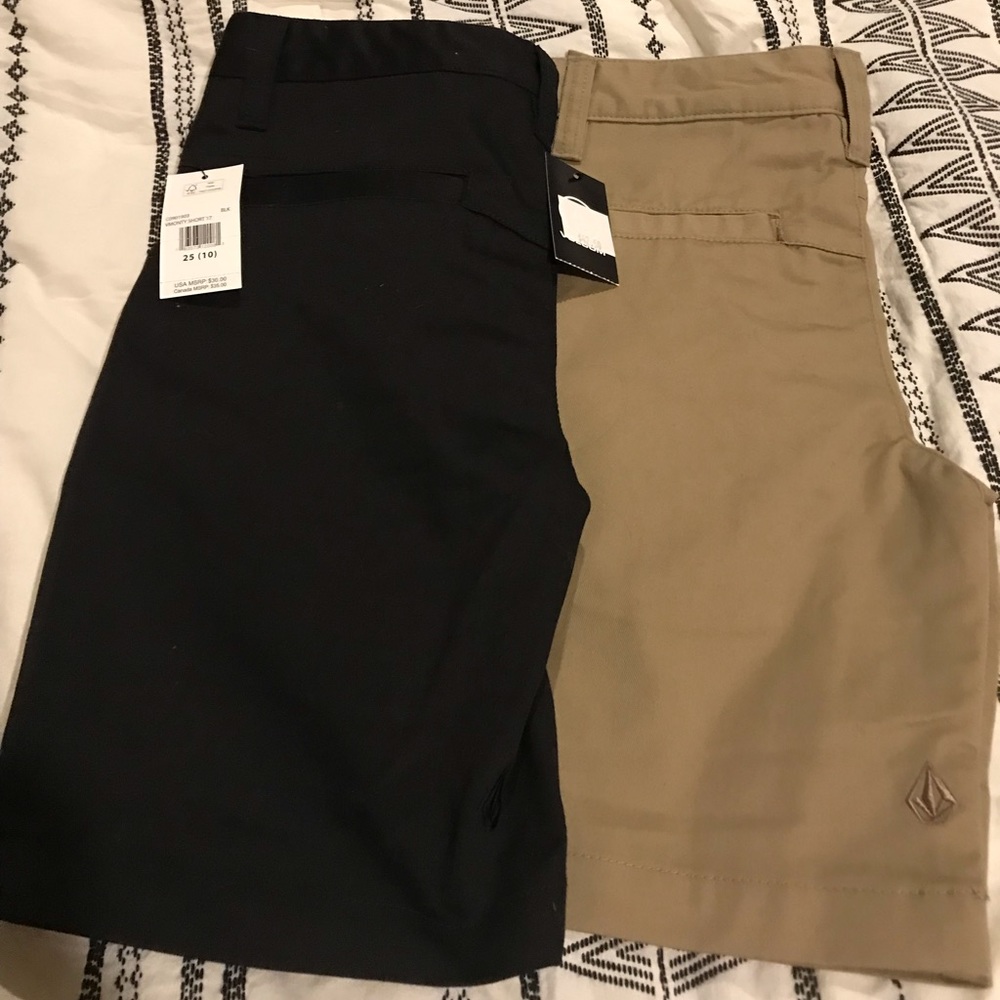 Boys 10 Volcom shorts 2 pairs NWT